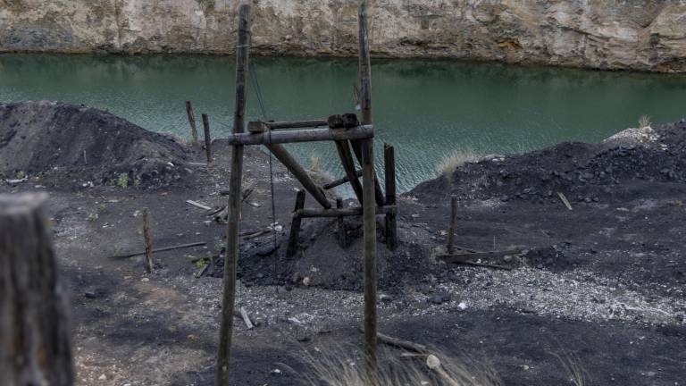 $!La mina Micaran donde murieron 7 mineros hace dos años, luce olvidada e inundada.