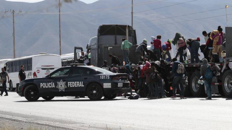 $!El flujo migratorio se ha intensificado en Coahuila, así como la detención, rescate o atención a migrantes. Uno de sus episodios es la llegada de caravanas de personas de Centroamérica, en Saltillo.