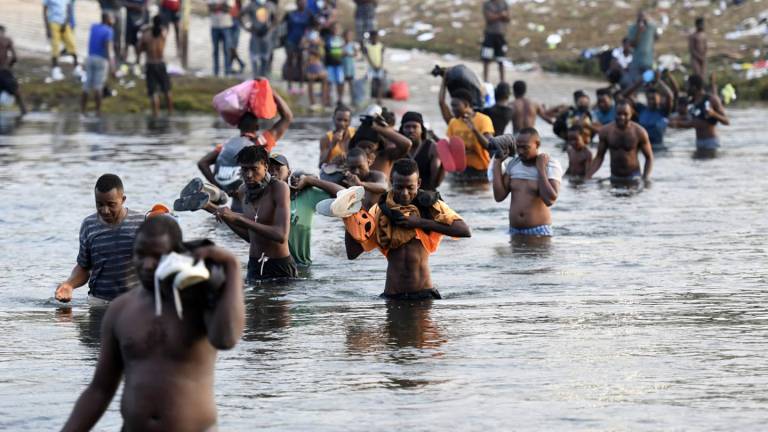 $!¿Por qué hay una marea de haitianos en Ciudad Acuña?Son muchas las teorías, lo único cierto es que están en busca de un hogar, de una patria mejor