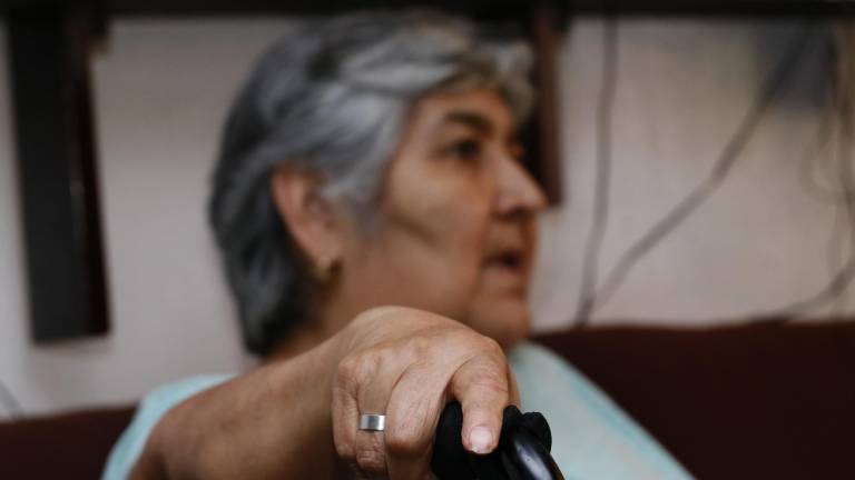 $!A Doña Trini ya se le murió su esposo Raúl, quien no pudo ver el rescate de los restos de su hijo Raúl Villasana. Hoy doña Trini tiene 73 años.