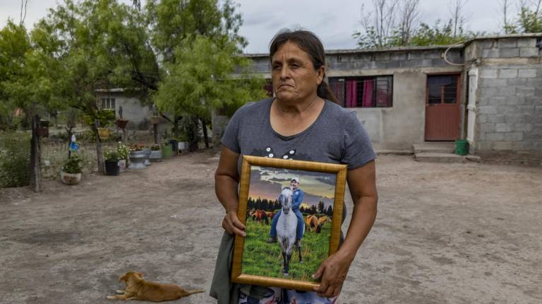 $!Laura Patricia Orozco Gómez, viuda del minero Bernardo Mauricio Martínez, dice que ya está hastiada de pedir justicia