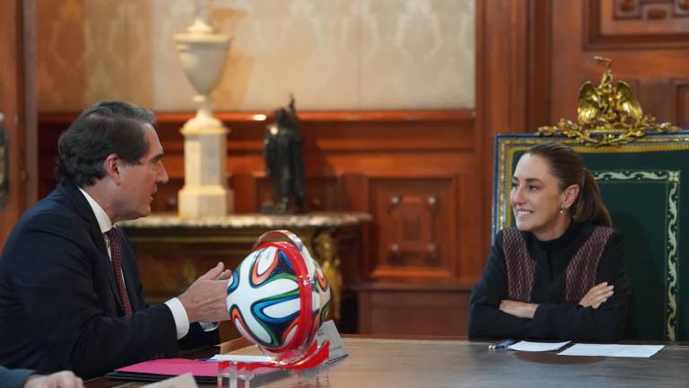 Desde el Palacio Nacional, la presidenta de México, Claudia Sheinbaum Pardo informó en su cuenta de X que se reunió con el directivo operativo de The Coca-Cola Company, Henrique Braun.