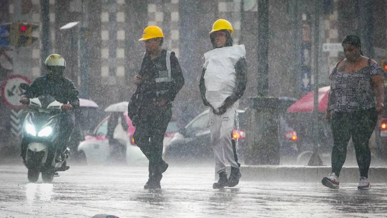 Afectará a regiones como Jalisco, Veracruz, Oaxaca, y Chiapas, mientras que el norte y noroeste del país enfrentarán temperaturas de hasta 45°C.”