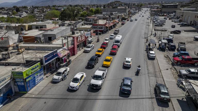 $!El bulevar Otilio González está ubicado en una zona popular al oriente de Saltillo y en los últimos años el comercio se ha incrementado y con él, la alta presencia de peatones