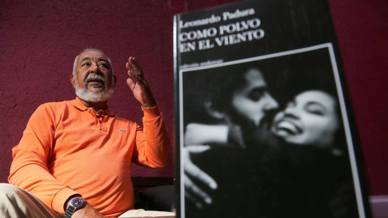 $!El escritor cubano Leonardo Padura en Guadalajara, estado de Jalisco (México). EFE/Francisco Guasco