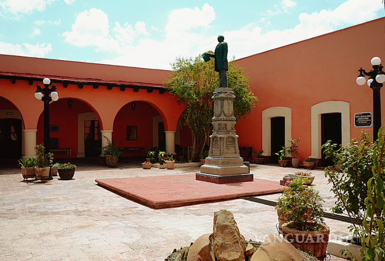 $!a ausencia de una instancia estatal especializada en monumentos ha dejado la preservación del Recinto de Juárez en el abandono.