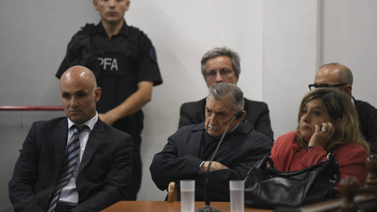 $!Dan entre 10 y 15 años de prisión a ex directivos de Ford por delitos en la dictadura argentina
