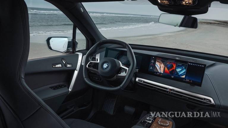 BMW iX M60 2022; destaca por sus poderosas cualidades