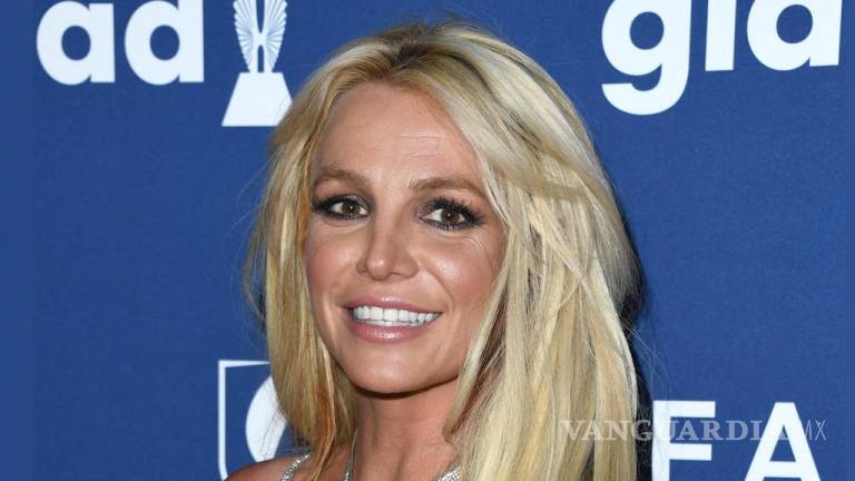 Britney Spears cumple 40 años en libertad y comprometida