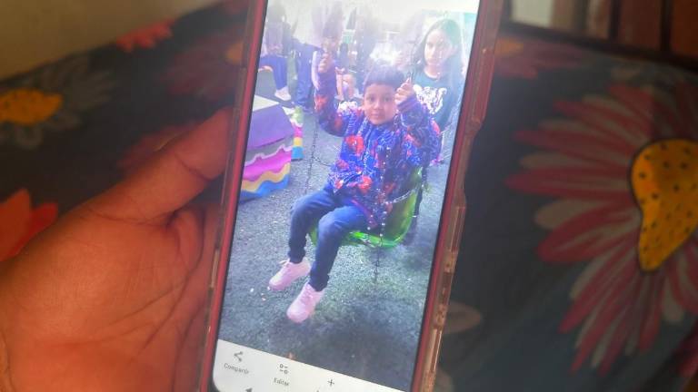 $!Anuel Esquivel Cruz, de 6 años, comenzaba a escribir y leer en la primaria donde desafortunadamente perdió la vida.