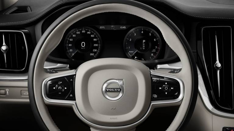 $!Volvo S60 llega a México para buscar su lugar entre los lujosos, checa precios, versiones y equipamiento