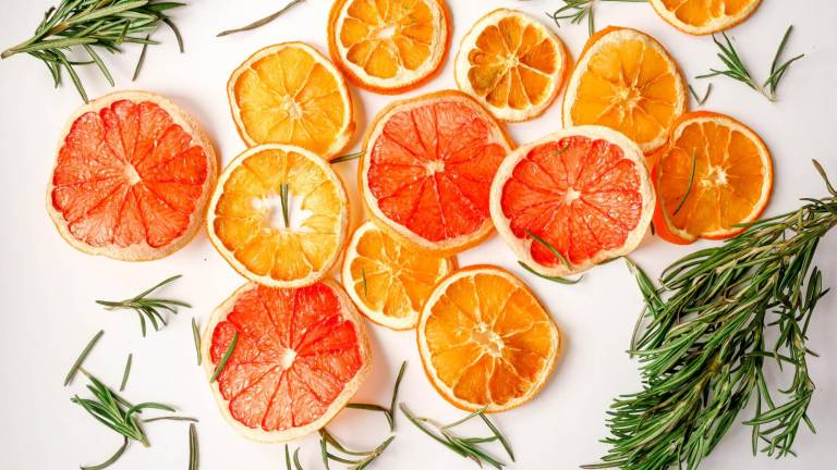 $!. La naranja nos da energía, y podemos conservar las cáscaras de esta fruta para usarlas como aromatizante natural en exteriores.