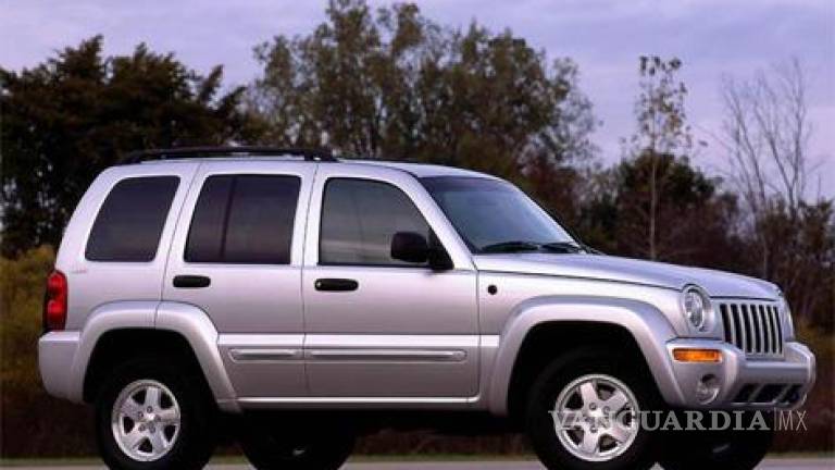 Retirará Chrysler 745 mil jeeps por fallas en airbags