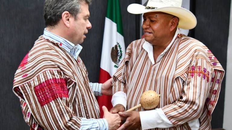 $!Detienen por acoso sexual a alcalde en Chiapas