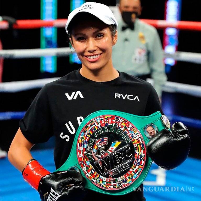 $!El brutal KO de Seniesa Estrada en 7 segundos