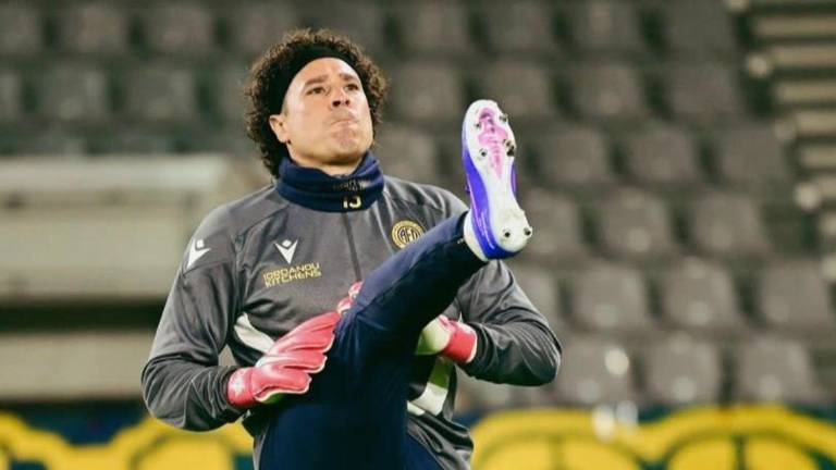 Guillermo Ochoa fue titular, pero un error en los minutos finales marcó la derrota del AEL Limassol por 2-0 ante el Omonia en la Primera División de Chipre.