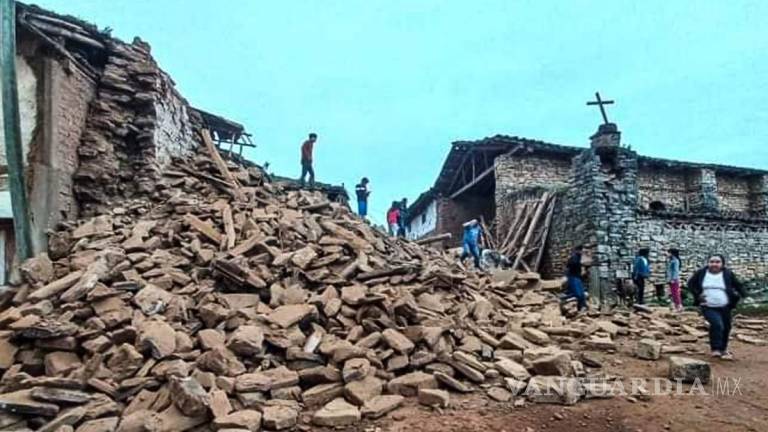 Madruga sismo de 7.5 a Perú; deja 2 heridos y 40 damnificados