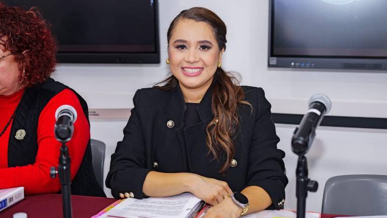 La diputada de Morena Alejandra Ang Hernández confirmó que fue retenida en la garita de Calexico, cuando intentaba cruzar a Estados Unidos con una gran cantidad de dinero en efectivo.