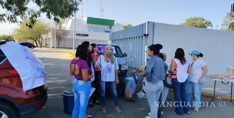 $!Las manifestantes pidieron fortalecer la defensa legal y las acciones de prevención para proteger a la infancia.