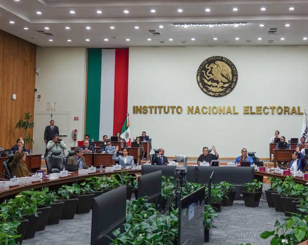 El INE ha sido cuestionado por pedir un presupuesto histórico para el próximo año, a pesar de las políticas de austeridad en la función pública federal.