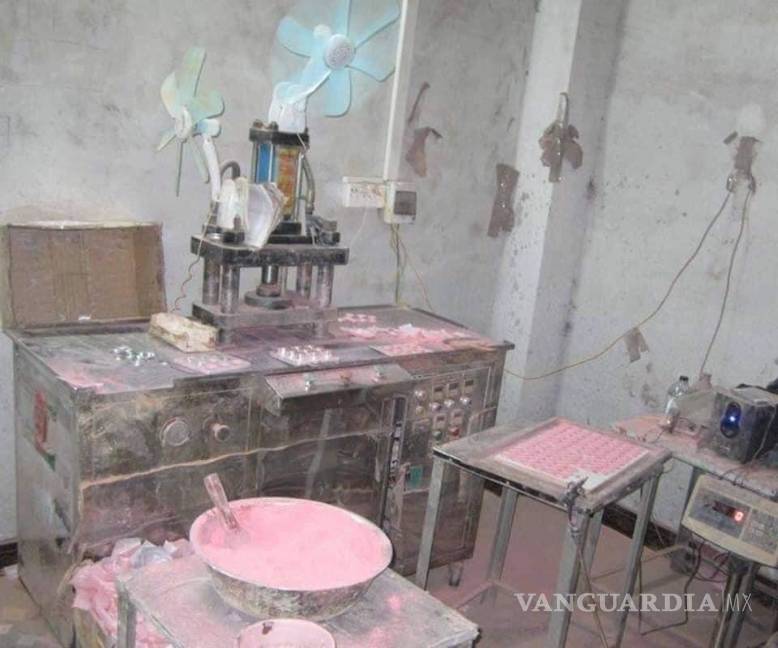 Alertan por venta de maquillaje de mala calidad en el Centro de Saltillo; provoca severas alergias