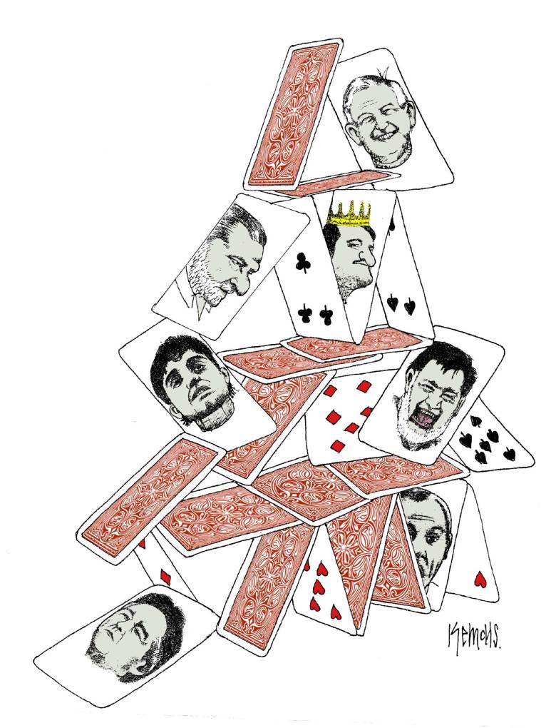 4T: Derrumbe de naipes