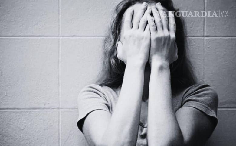 Intenta mujer acabar con su vida en Acuña; resulta herida en la mano