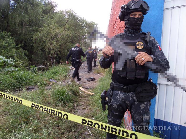 $!El hallazgo movilizó a corporaciones de emergencia en la zona sur de Saltillo.