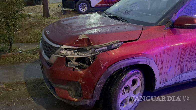 $!El accidente ocurrió frente a las instalaciones de la Dirección de Protección Civil, en la colonia Morelos.