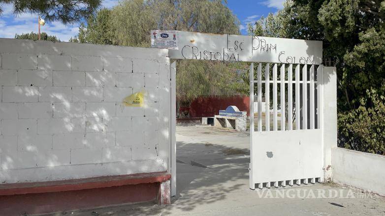 $!Se llamó a los padres de familia para informarles de lo ocurrido y que pasaran a recoger a los niños, quienes por fortuna no resultaron con lesiones ni intoxicados.