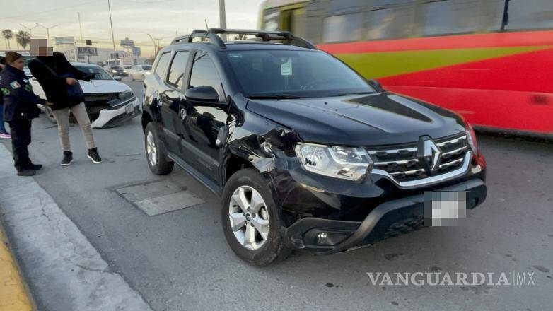 $!Conductores afectados dieron aviso a sus aseguradoras para la valoración de los daños.