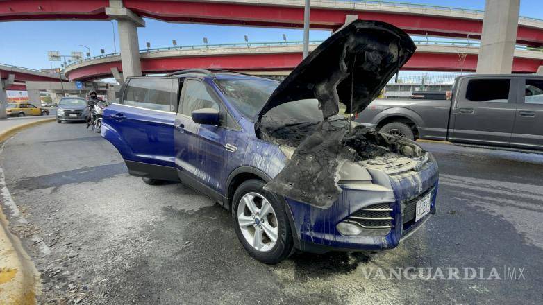 $!Por fortuna, no se reportaron personas lesionadas; solo se registraron daños materiales totales en la unidad.