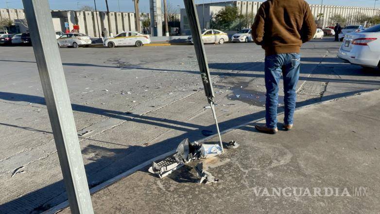 $!Autoridades de tránsito realizaron el peritaje para deslindar responsabilidades.