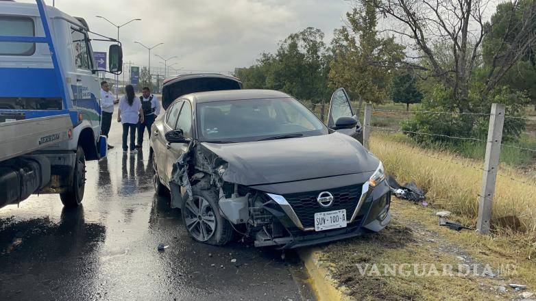 $!El auto fue llevado a un corralón.