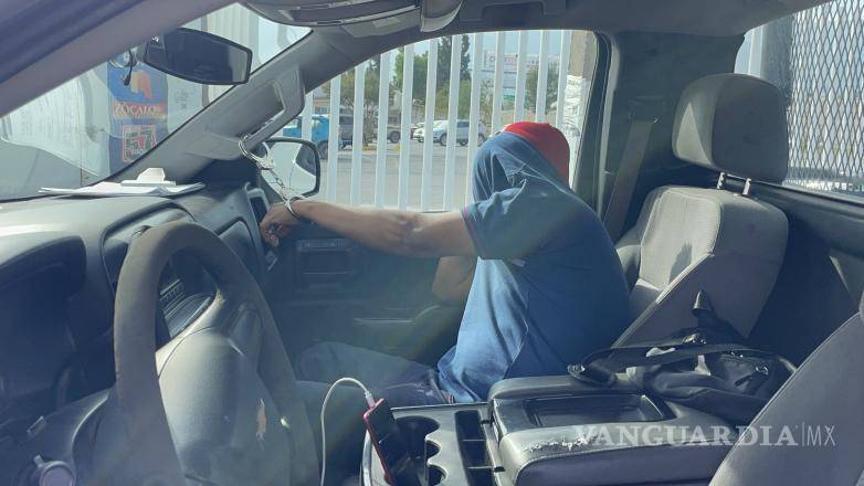 $!Autoridades tomaron conocimiento del accidente y realizaron las diligencias correspondientes para deslindar responsabilidades entre los conductores involucrados.