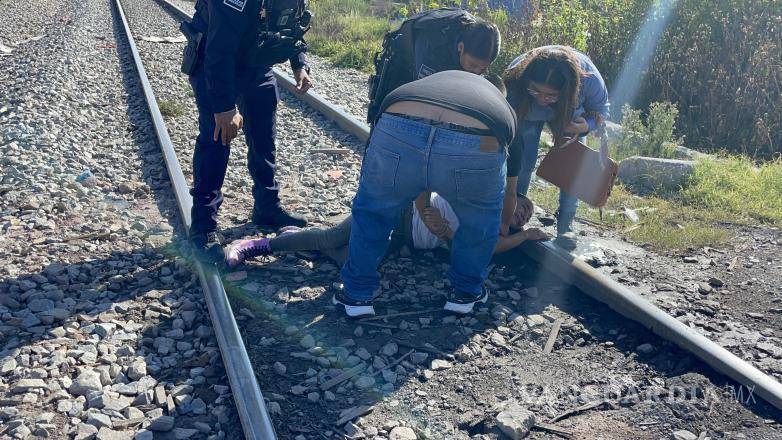 $!César auxilió a una joven que quería quitarse la vida en Nazario Ortiz.