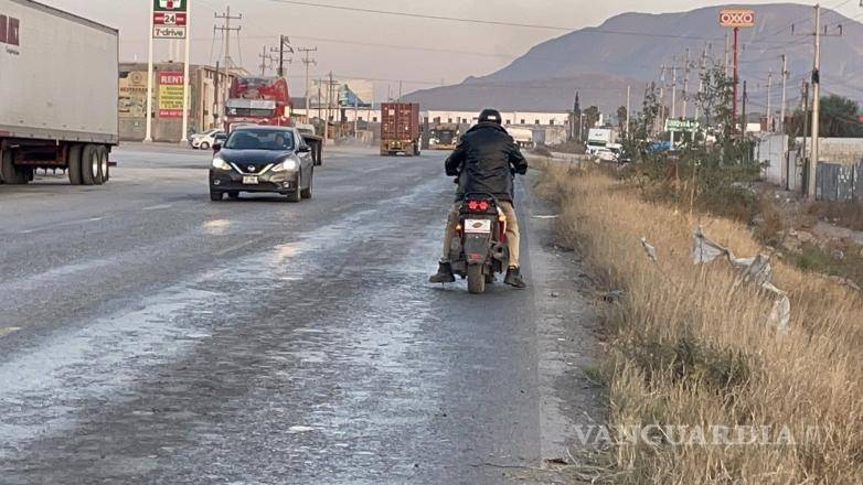 $!A pesar de las heridas visibles, el motociclista rechazó atención médica y decidió continuar su camino hacia su trabajo.