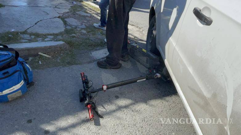 $!Policía de Tránsito tomó conocimiento del siniestro y acompañó a las partes a un acuerdo.