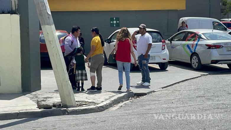 $!La menor y su madre resultaron con lesiones leves tras ser atropelladas.