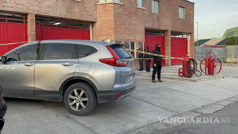 $!Familiares del fallecido se presentaron en el lugar, informando sobre la reciente admisión de José al anexo y su estado de salud.
