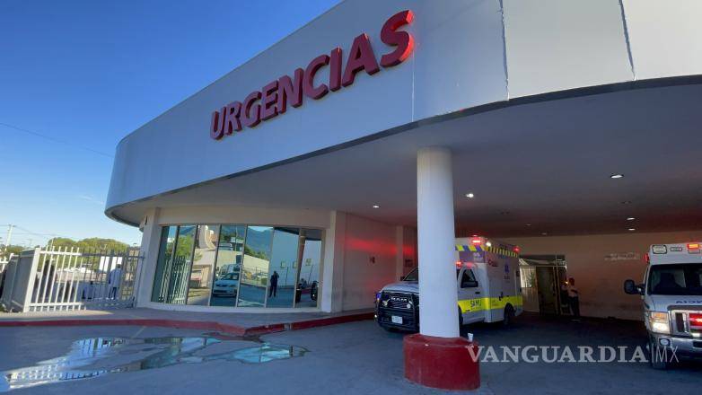 $!Del Hospital General, Santiago fue trasladado al Instituto Nacional de Rehabilitación en la CDMX; su familia mantiene la esperanza de una recuperación favorable y exige justicia.