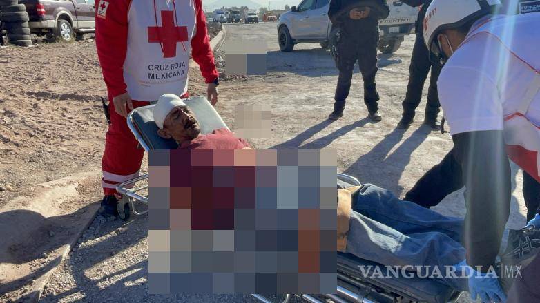 $!José ¨N¨ fue atendido y llevado al Hospital General con una herida en la cabeza causada por un machete.