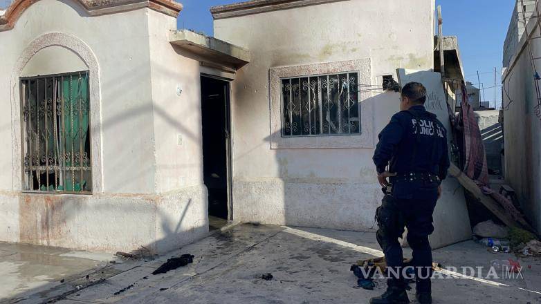 $!Alrededor de las 07:30 horas, el número de emergencias 911 recibió varias llamadas para informar del incendio.