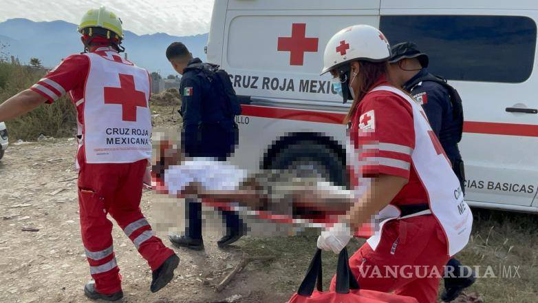 $!La agresión dejó a Abel con una fractura expuesta, evidenciando la violencia del enfrentamiento en la colonia Postal Cerritos.