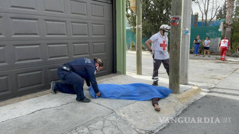 $!Los cuerpos fueron trasladados al Semefo, donde se determinará la causa de los fallecimientos.