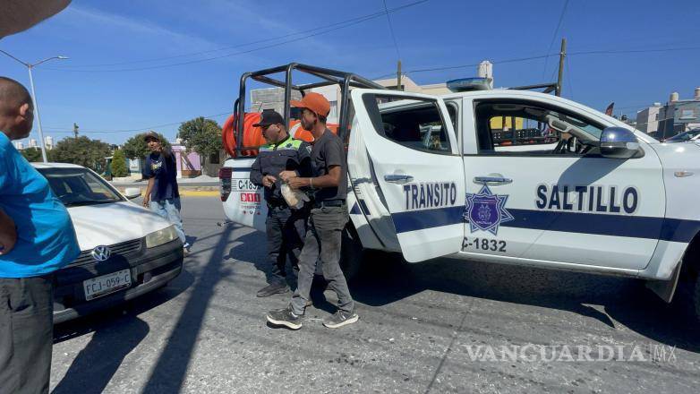 $!El operador de la pesada unidad fue detenido; él aseguró que no vio al ciclista.