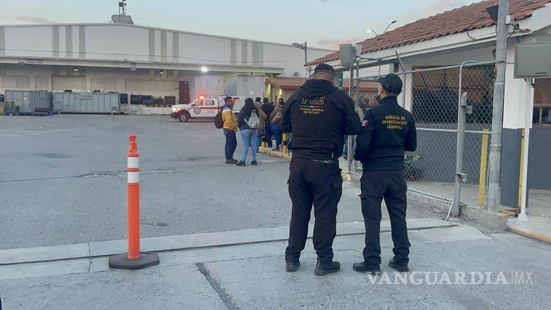 $!La brigada interna de Leon Plastics controló el incidente, presuntamente causado por un cortocircuito, sin permitir la intervención de las corporaciones oficiales.