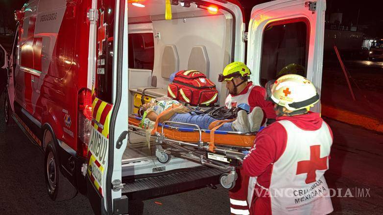 $!Juanita Aracely Vázquez, de 47 años, fue trasladada en código rojo al Hospital General tras ser atropellada.