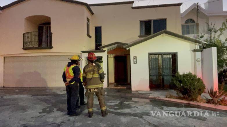$!La vivienda sufrió daños concentrados en la cocina, donde se originó el incendio.