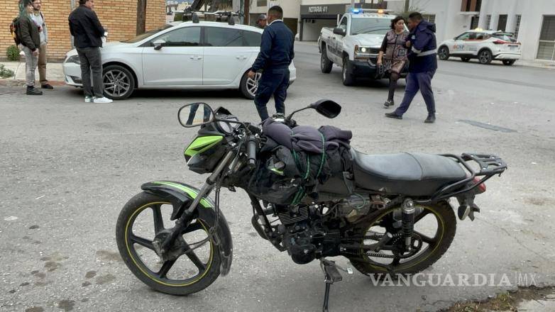 $!El joven circulaba en su motocicleta sobre la calle Reynosa.